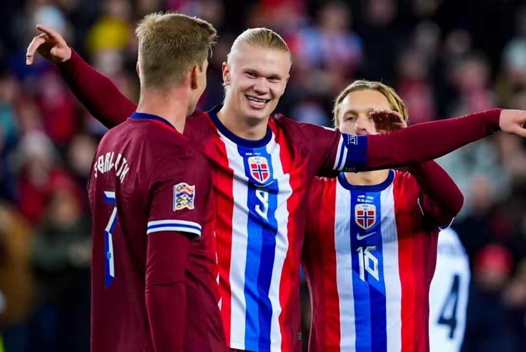 九游娱乐APP-欧联今晨再迎强敌，上海申花止住颓势，主帅态度——态度坚定，更衣室氛围转暖的简单介绍-九游娱乐APP